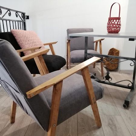 罗维尼Casa Elysium别墅 外观 照片